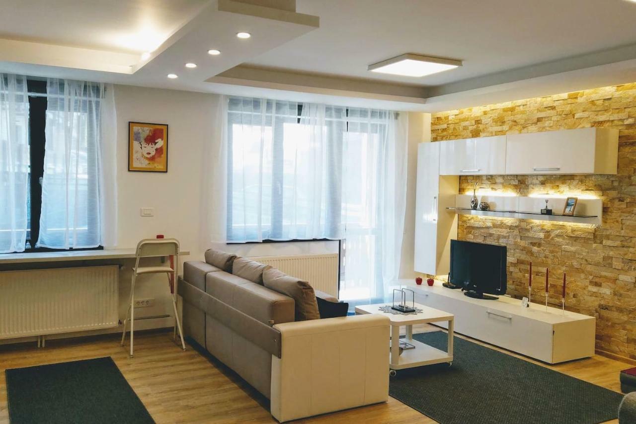 Studio 10 Buşteni Exterior foto