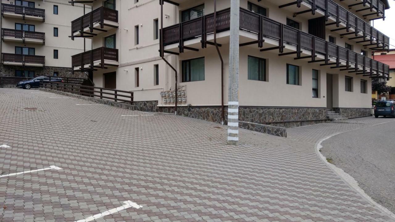 Studio 10 Buşteni Exterior foto